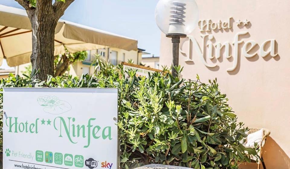 Hotel Ninfea แชร์เวีย ภายนอก รูปภาพ